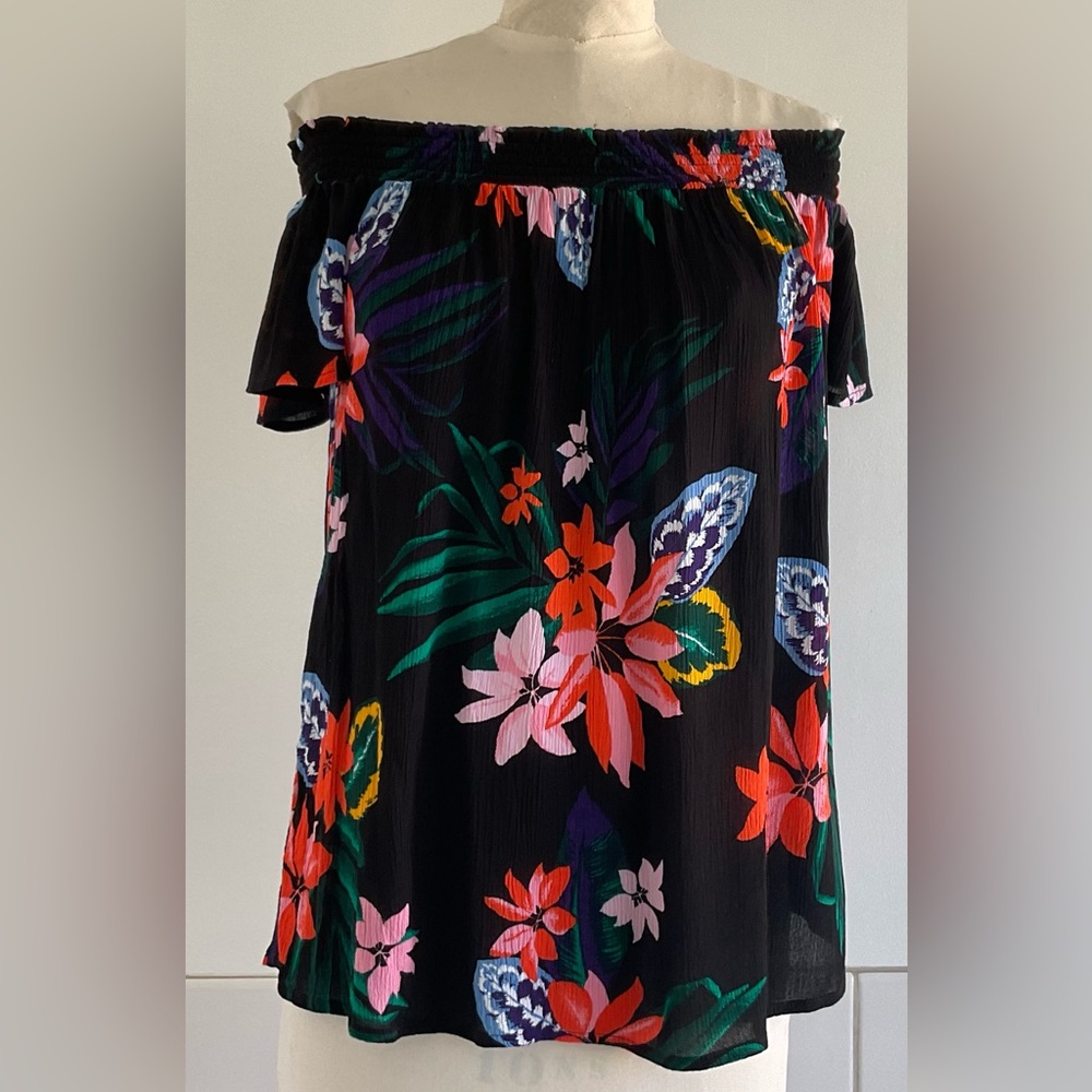 Old Navy Black Floral Off-Shoulder Blouse